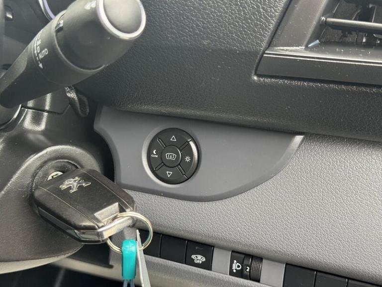 2021 Peugeot Expert 1200 2.0 BlueHDi 180 Asphalt Crew Van EAT8 PANEL VAN DIESEL Automatic