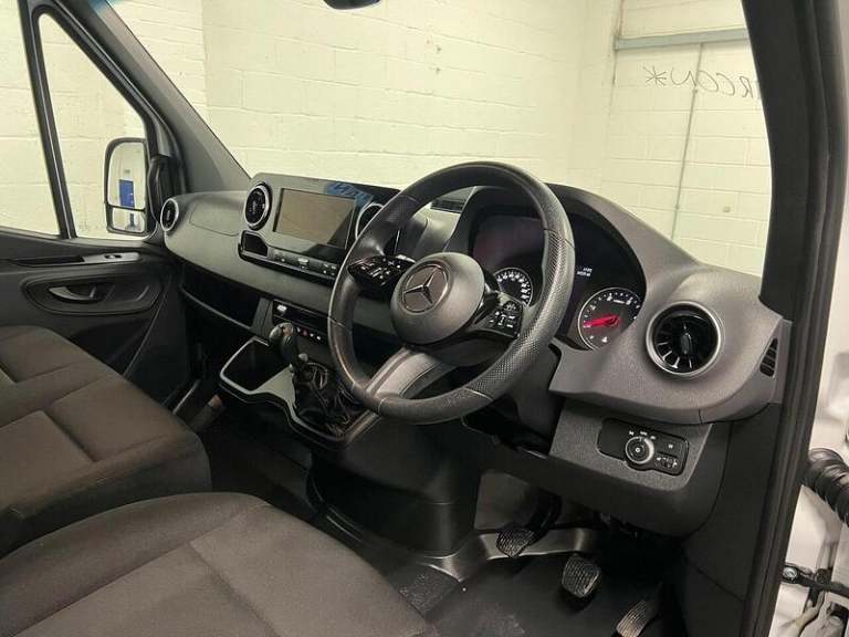 2024 Mercedes-Benz Sprinter 3.5t H2 Pro Van PANEL VAN DIESEL Manual