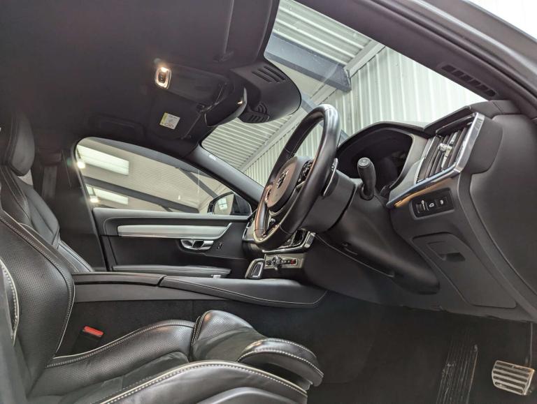 2019 Volvo V90 2.0 V90 R-Design+ T8 PHEV AWD Auto 4WD 5dr Estate Hybrid Automatic