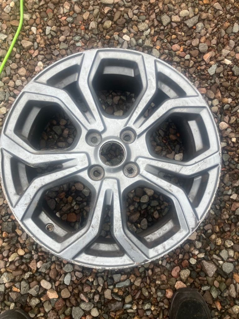 Ford zetec 17” wheel
