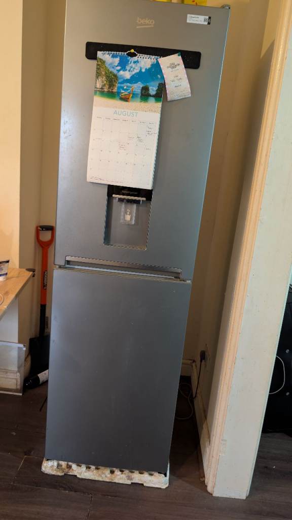Beko Silver Fridge Freezer with Water Dispenser