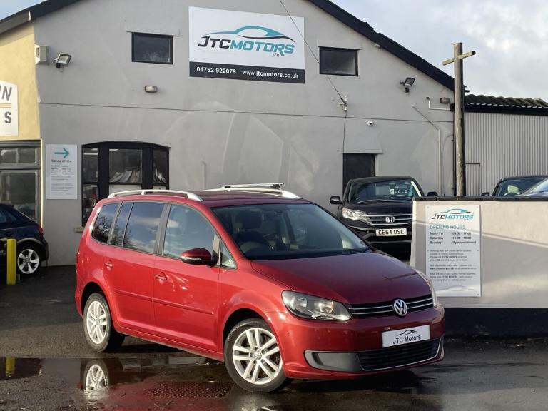 VOLKSWAGEN TOURAN 2.0 TDI BlueMotion Tech SE 5dr Man, red, diesel + 1 OWNER 2015