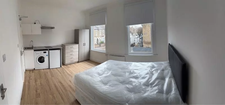 STUDIO FLAT TO RENT | LEYTONSTONE E11 | ALL BILLS INCLUDED