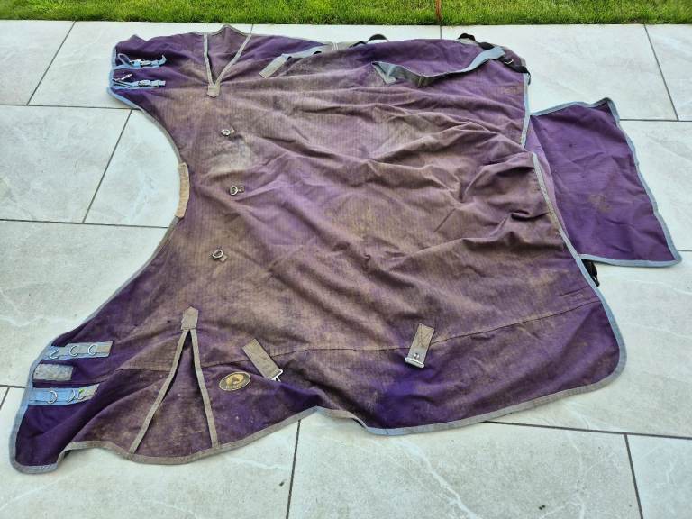 Ruggles 280g Middleweight 1200D Standard Neck Turnout Rug - 6'