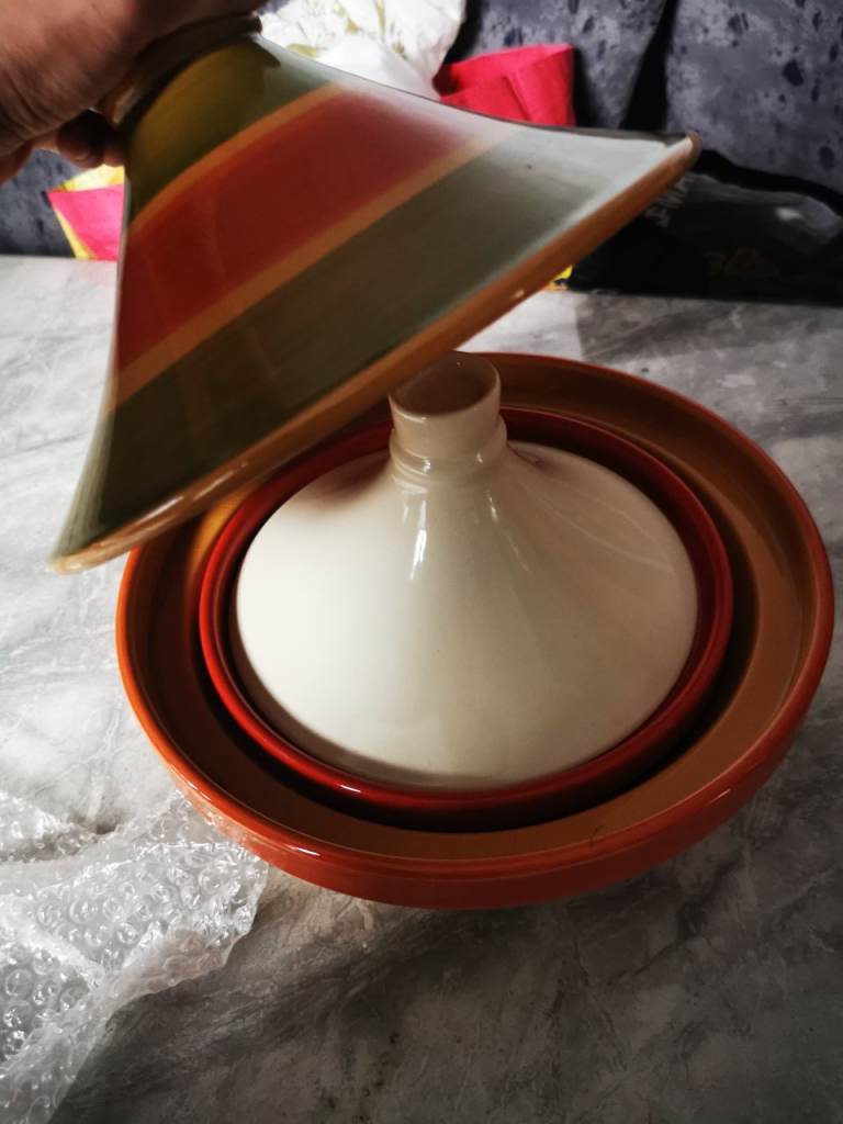 Colourful Ceramic Tagine Cooking Pot dish – Good Condition