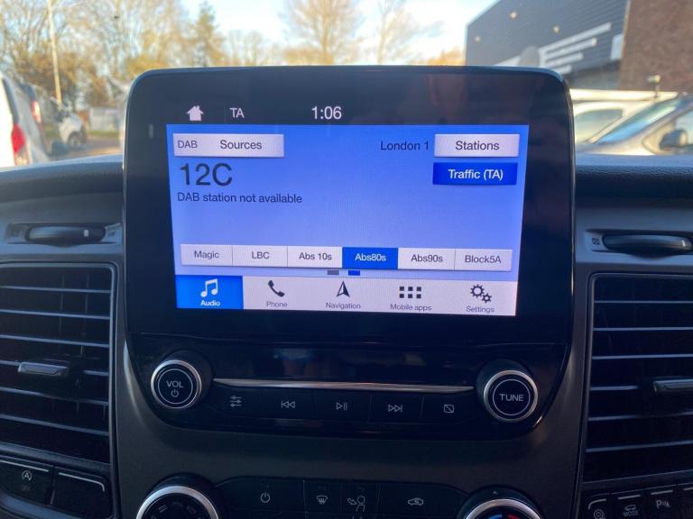 2020 70Reg Ford Transit Custom LWB LTD Hybrid 2.0TDCi Euro6 Air Con SAT NAV +VAT