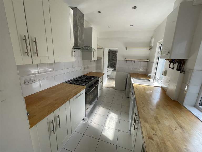 4 Bedroom house in Hounslow Central