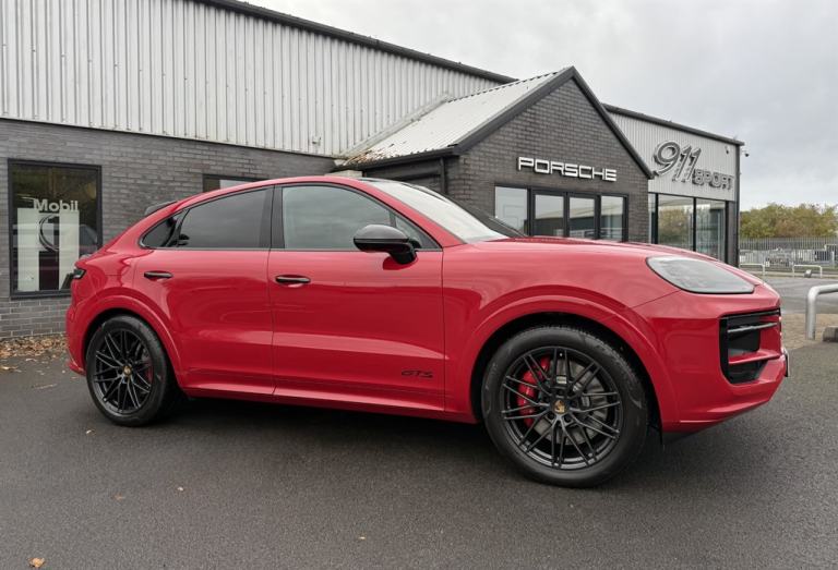 2024 Porsche Cayenne GTS 5dr Tiptronic S COUPE PETROL Automatic