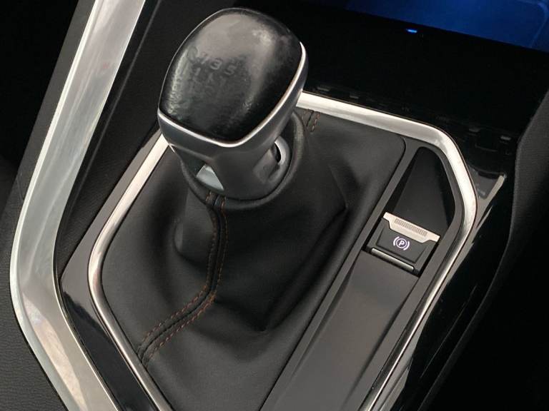 2020 Peugeot 5008 1.2 PureTech Active 5dr Crossover/SUV PETROL Manual