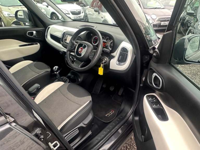 FIAT 500L 1.4 500l Trekking 1.4 95hp Trekking 2015