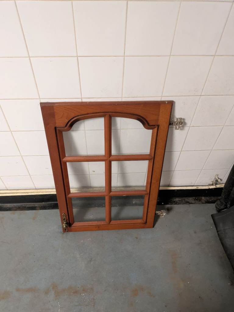 Wooden Window Frame with Glass – Good Condition