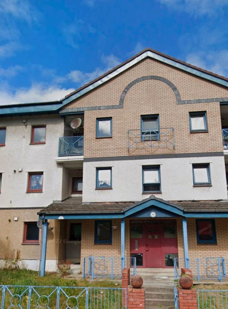 3 Bedroom Flat, Lyoncross Rd, Glasgow 