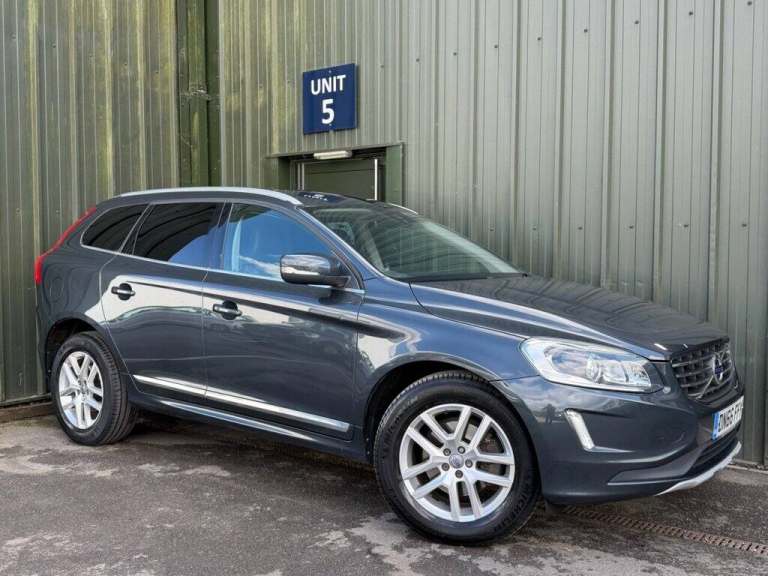 2016 Volvo XC60 2.4 D5 SE Lux Nav SUV 5dr Diesel Auto AWD Euro 6 (s/s) (220 ps) ESTATE Diesel Aut...