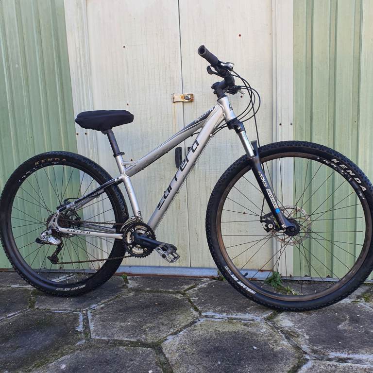 Carrera sulcata 29 inch wheels hardtail mountain bike small frane disc brakes