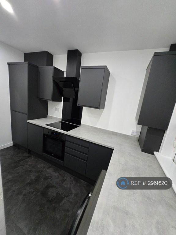 2 bedroom flat in Spittalfield Road, Inverkeithing, KY11 (2 bed) (#2961620)