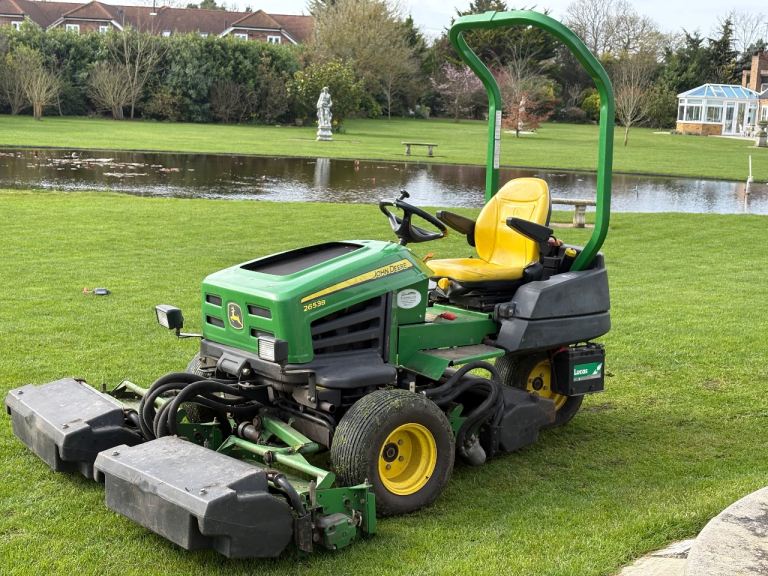 John Deere Ride on Mower 2653 B