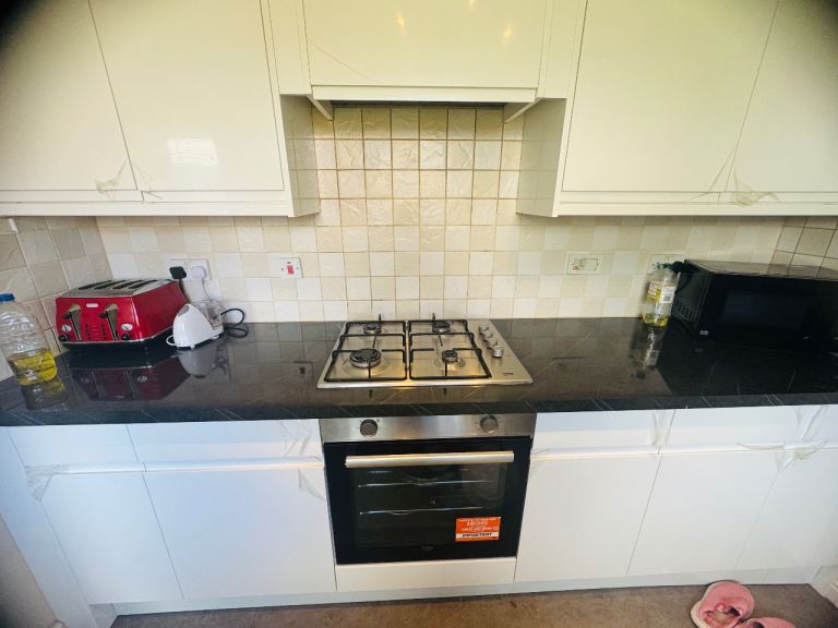 Sharing Room available for one Female 