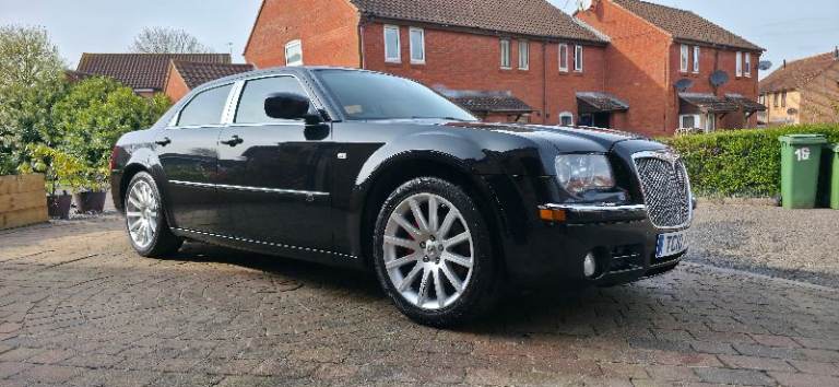 Chrysler 300c SRT Design, low mileage! 