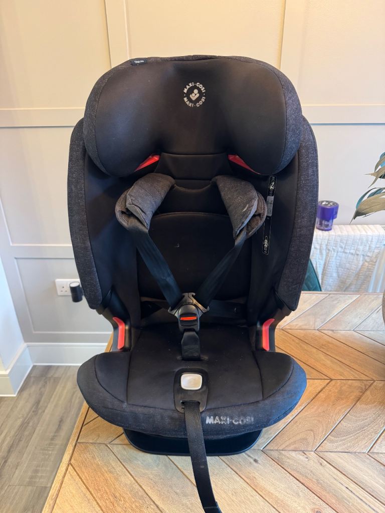 Maxi Cosy Titan Pro car seat