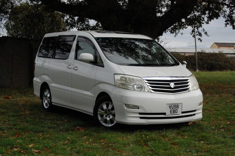 TOYOTA ALPHARD 3.0 MZG White Auto Petrol 2006