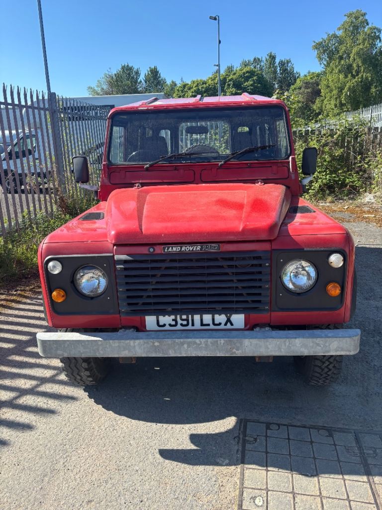 Land Rover Defender