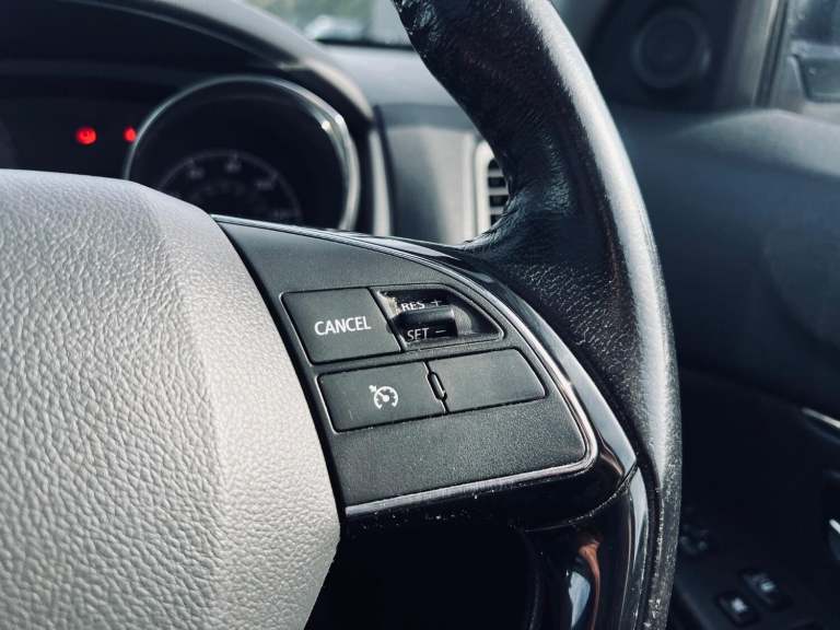 MITSUBISHI ASX 1.6D 4 SUV 5dr Diesel Manual 4WD Euro 6 2017