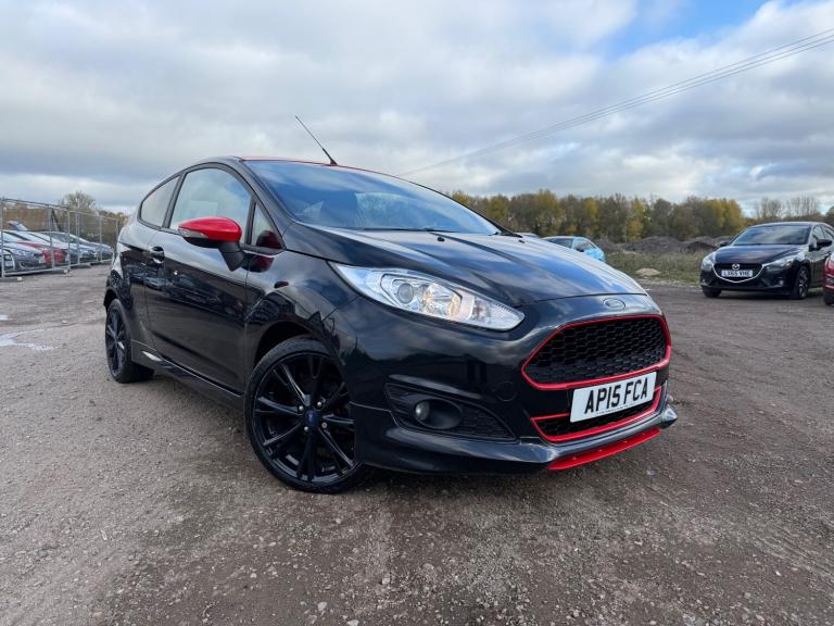 image for 2015 Ford Fiesta 1.0 EcoBoost 140 Zetec S Black 3dr HATCHBACK Petrol Manual