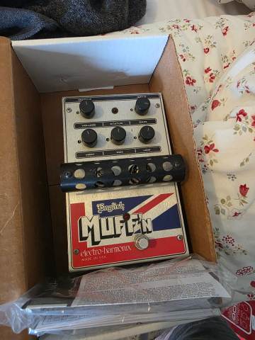 Electro-Harmonix English Muff'n Tube Preamp/Overdrive Pedal | in