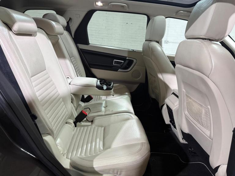 2017 Land Rover Discovery Sport 2.0 TD4 HSE Luxury Auto 4WD Euro 6 (s/s) 5dr ESTATE Diesel Automatic