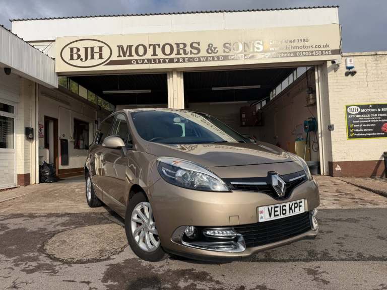 2016 Renault Scenic Renault Scenic 1.5 dCi Dynamique Nav 5dr Auto MPV Diesel Automatic