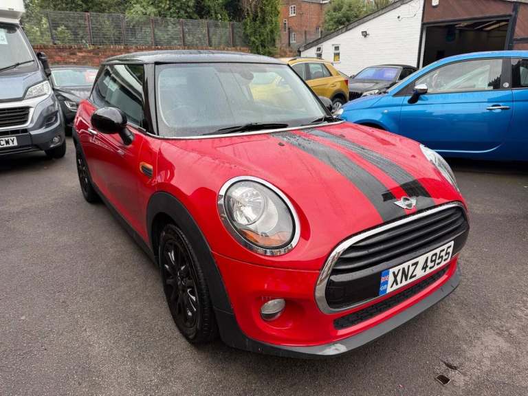 2017 MINI Hatch 1.5 Cooper D Euro 6 (s/s) 3dr HATCHBACK Diesel Manual
