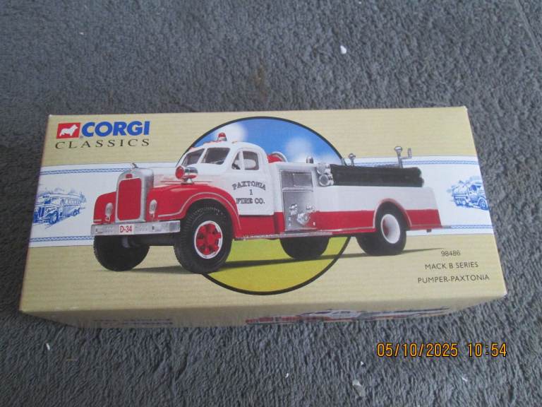 1/50 CORGI MACK B SERIES PUMPER PAXTONIA (98486)