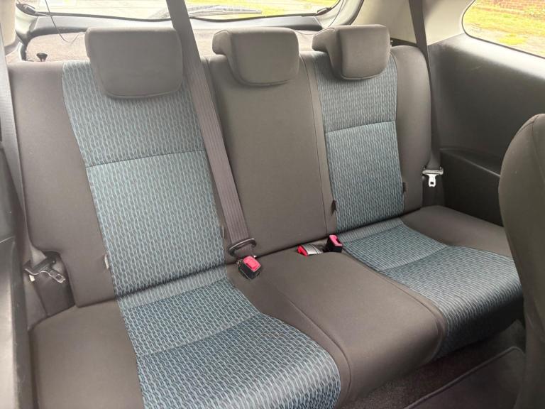 2012 Toyota Yaris 1.4 D-4D TR Euro 5 3dr Diesel