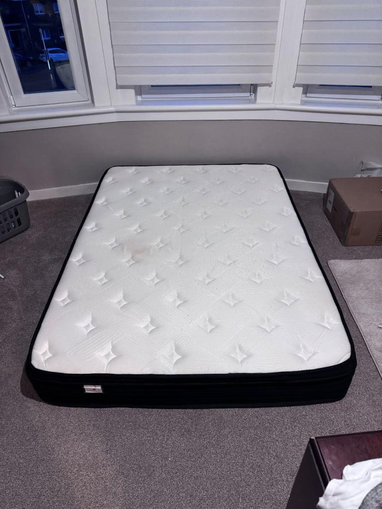 Double Size Mattress - Medium/Firm Memory Foam & Pocket Sprung