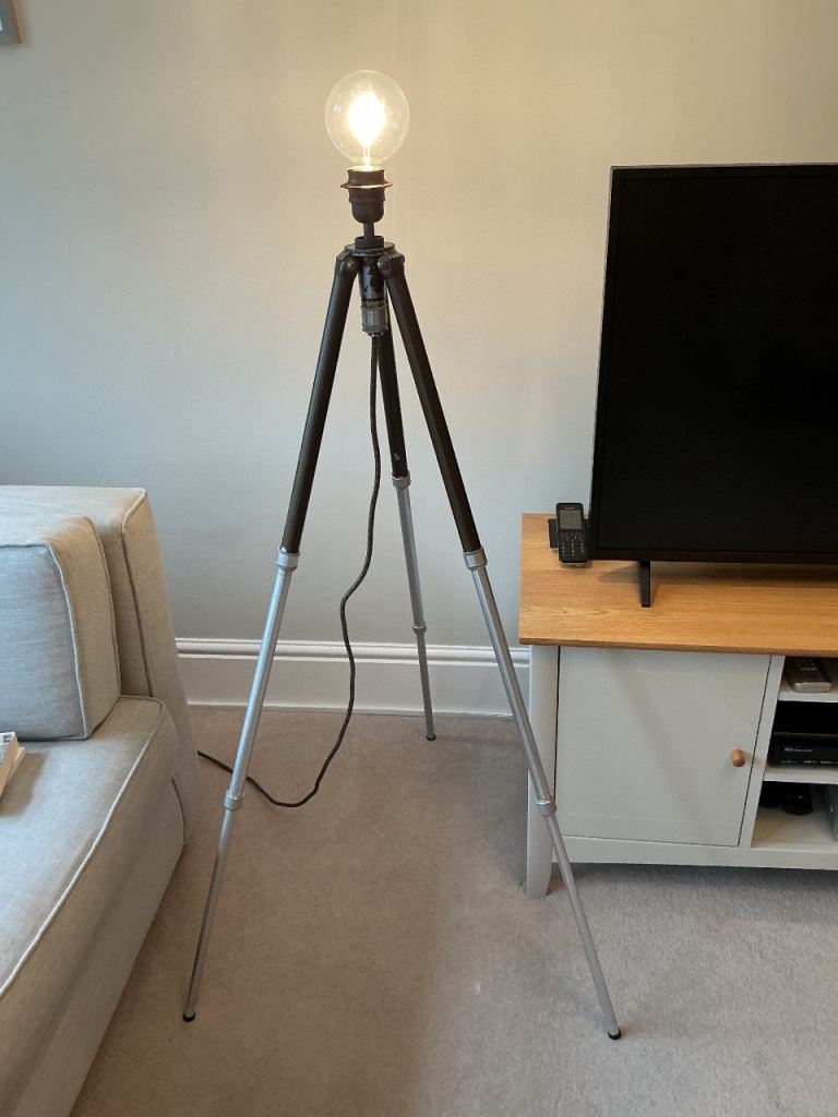 Floor / table lamp converted from a FOTOSCENIC brown camera tripod 
