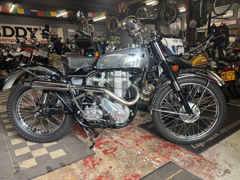 1954 BSA GOLD STAR SCRAMBLER 350CC 