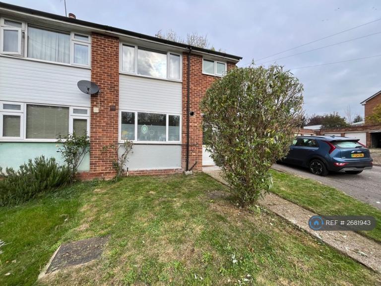 3 bedroom house in Tanhouse Lane, Wokingham, RG41 (3 bed) (#2681943)