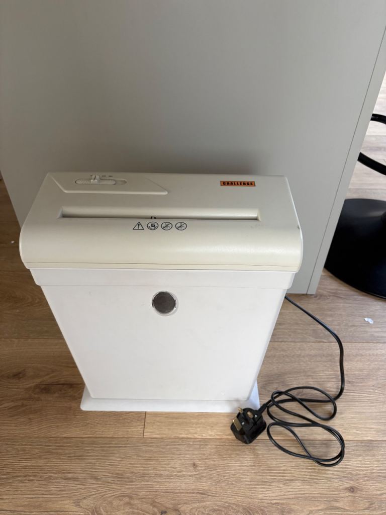 Paper Shredder 