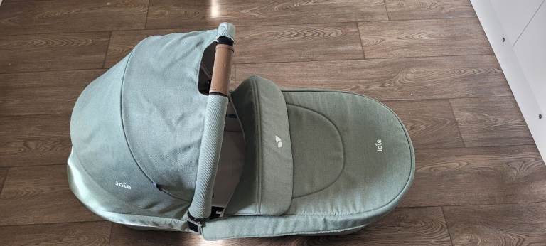 Joie Ramble Carrycot Green