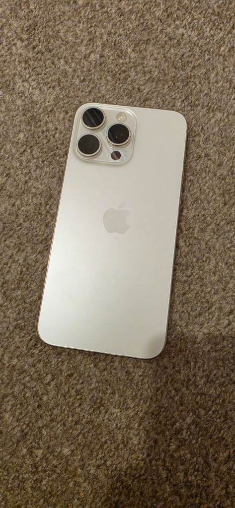 Apple Bundle: iPhone 15 Pro Max (256GB), Watch SE (2nd Gen), & AirPods Pro 2