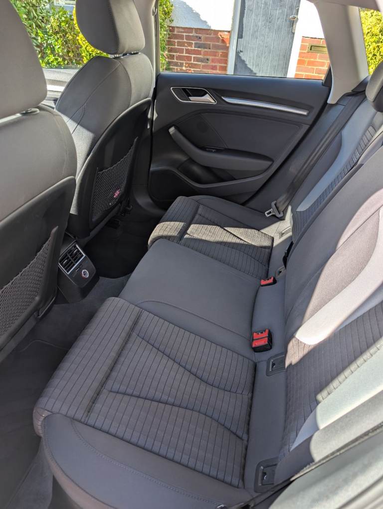 Audi A3 e-tron, Hatchback, 2015, Semi-Auto, 1395 (cc), 5 doors