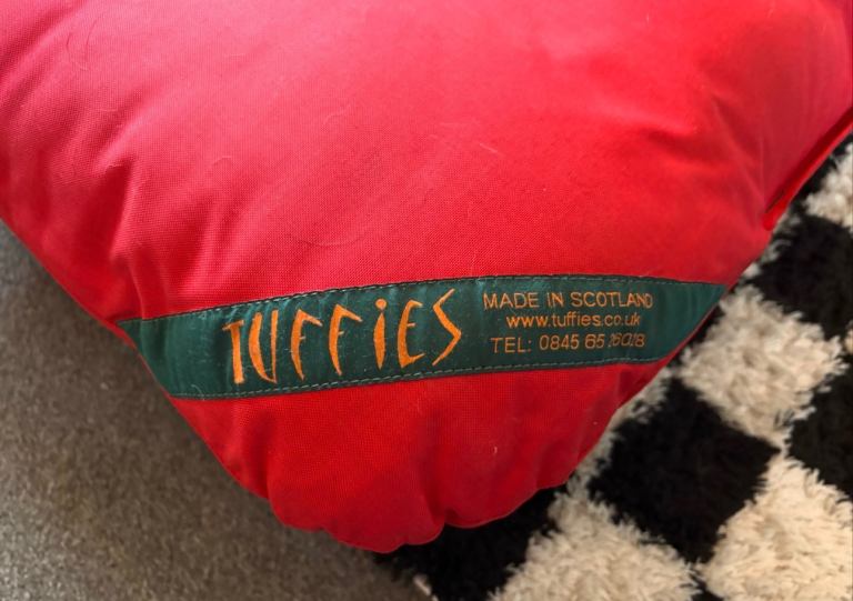 Tuffies dog bed with hi rise bed 