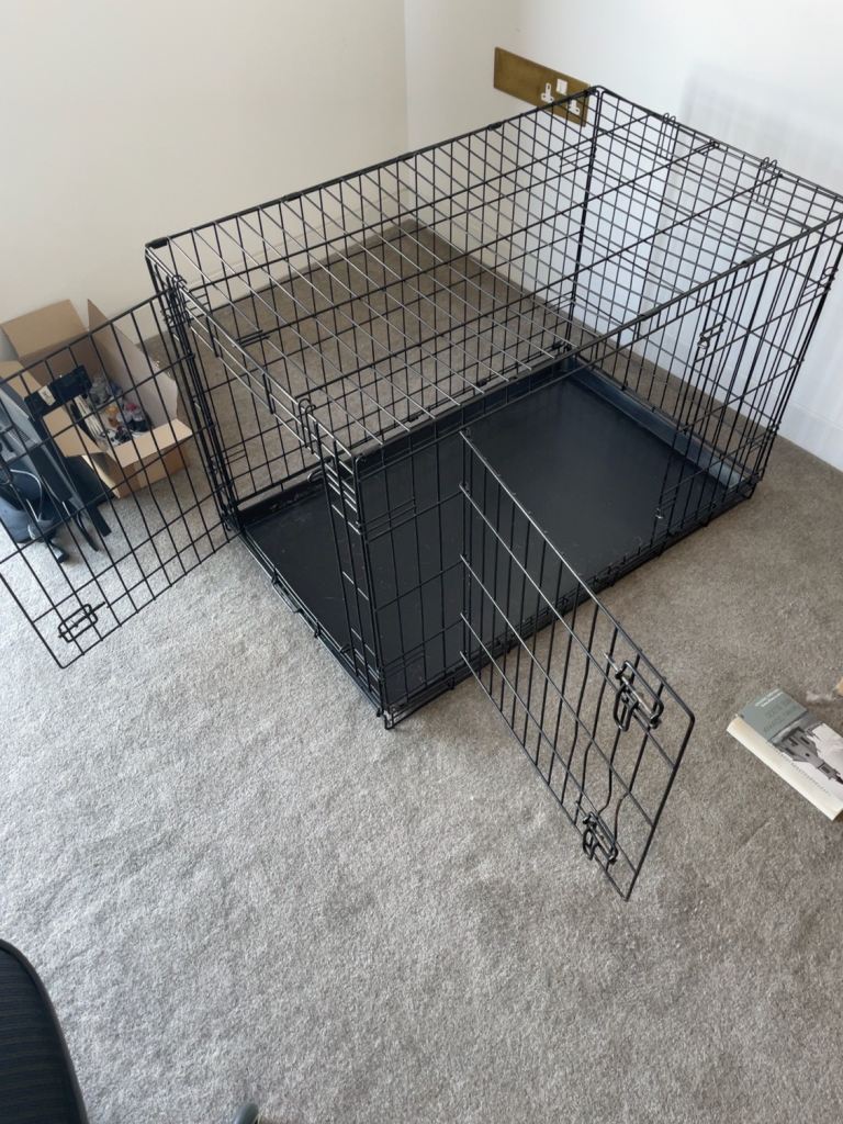 FREE Large Dog Crate – King’s Cross