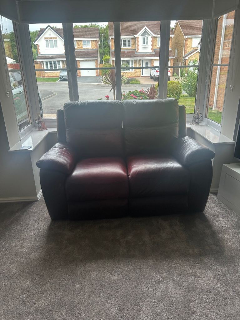 3 piece leather free for collection only by Thursday the 25th june