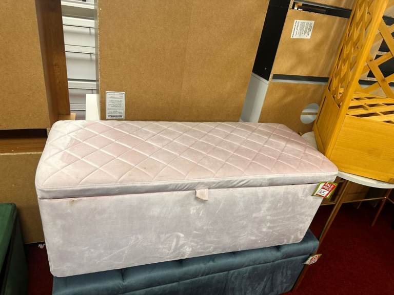 Mila Large Velvet Ottoman - Blush Pin