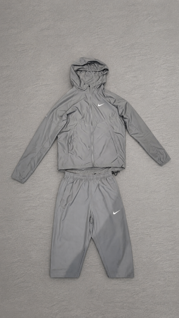 Nike miller tracksuit active wear size s 