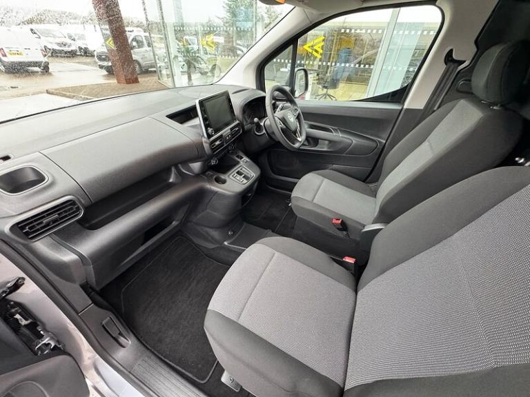 2024 Vauxhall Combo 2300 100kW Prime 50kWh H1 Van Auto PANEL VAN ELECTRIC Automatic