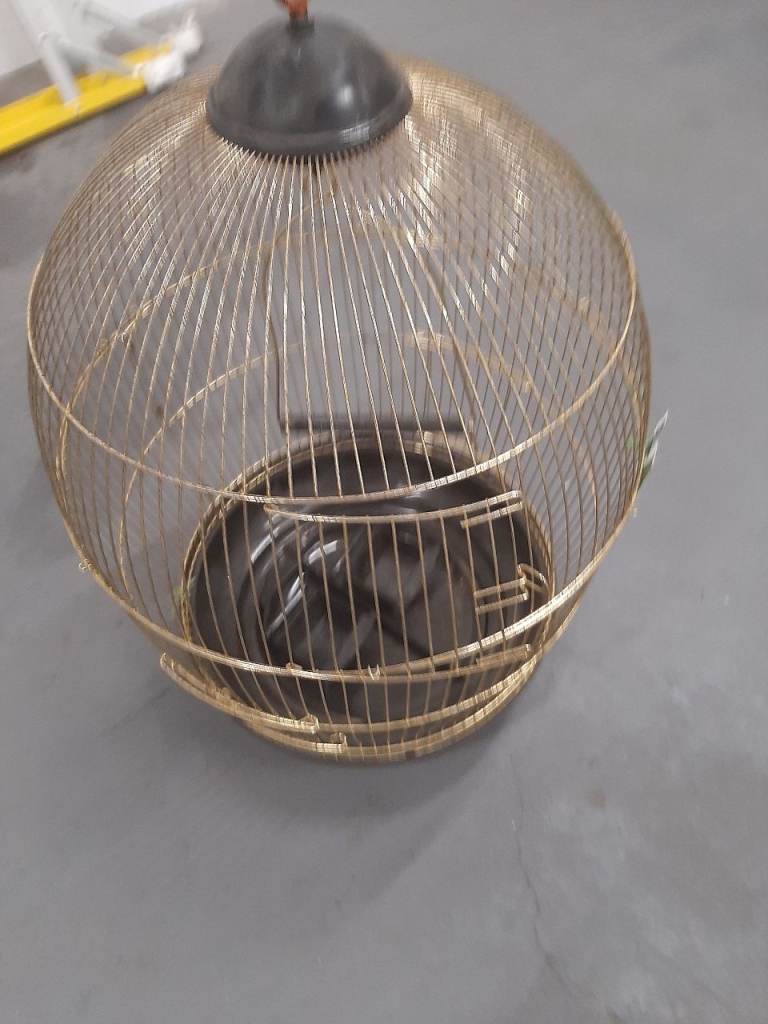 Bird cage