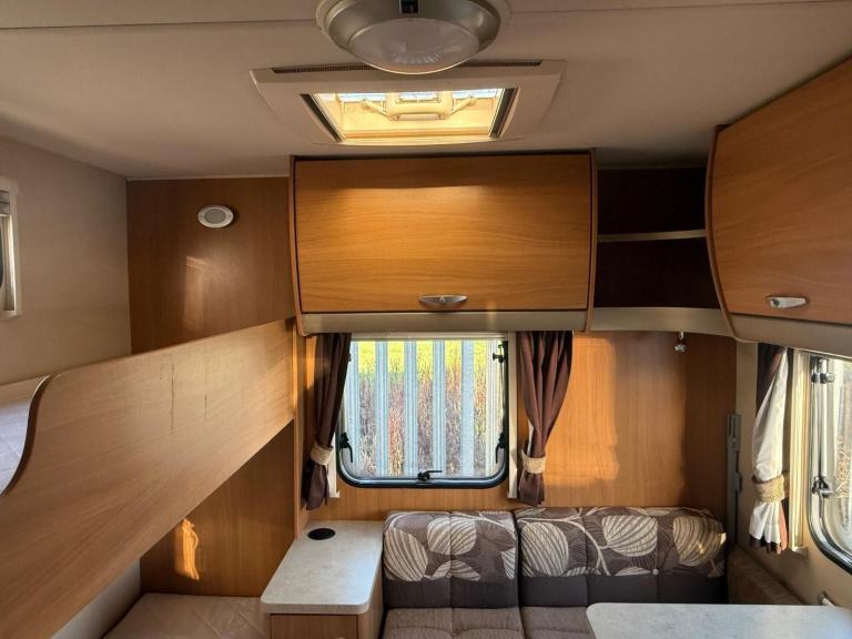 2011 Swift Fairway 565 6 Berth fixed bunk beds