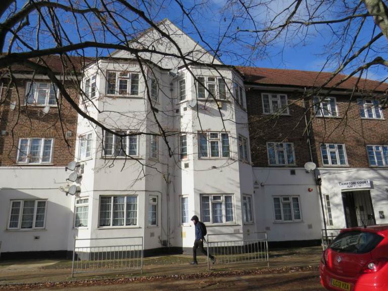 2 bedroom flat for rent in Hounslow TW3